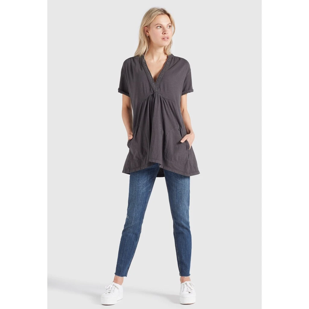 Khujo Longshirt »khujo T-Shirt SILJE«, Im Loose Fit Mit Spitze 1 Khujo Longshirt »khujo T-Shirt SILJE«, Im Loose Fit Mit Spitze
