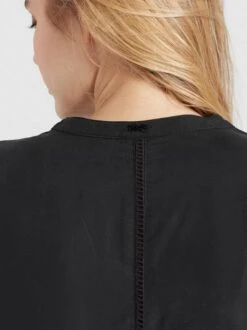 Khujo Damen Kleid - CREPES -Khujo Store Damen Kleid CREPES pdstandard 522685 0001 modeldetail 3