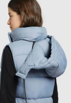 Khujo EDEN MATT - Weste - Hellblau -Khujo Store d6dd8ff6fb9d43b9b2aa81d4ea8fe184